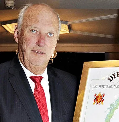 Kong Harald kommer til LS